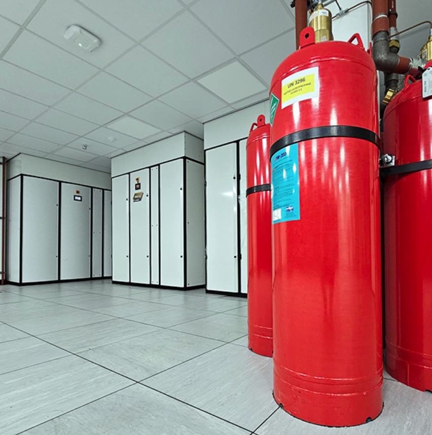 Cooling & FM200 systems in VeloxServ Wolverhampton datacentre